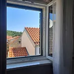 Ventula *