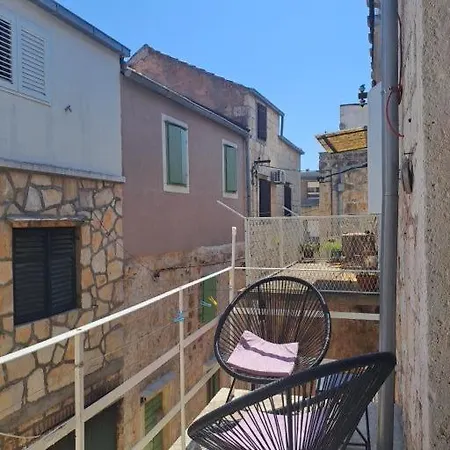 Ventula Apartman Vis